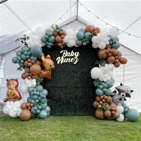 baby shower balloon arch